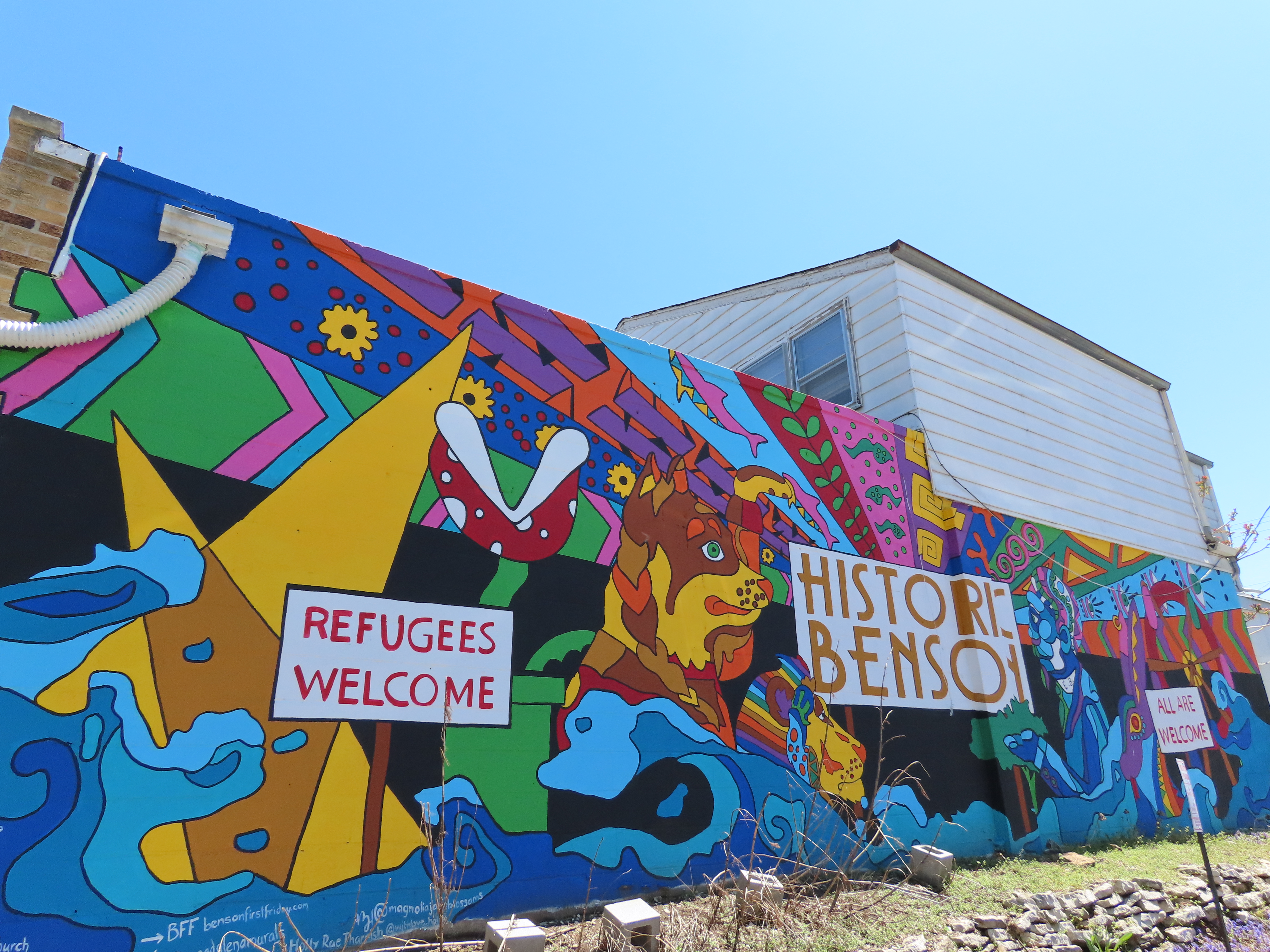 Historic Benson mural welcomes visitors to the neighborhood.JPG