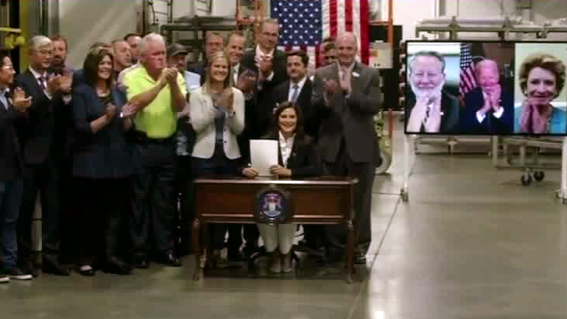 Governor Whitmer signs executive directive streamlining CHIPS Act.png