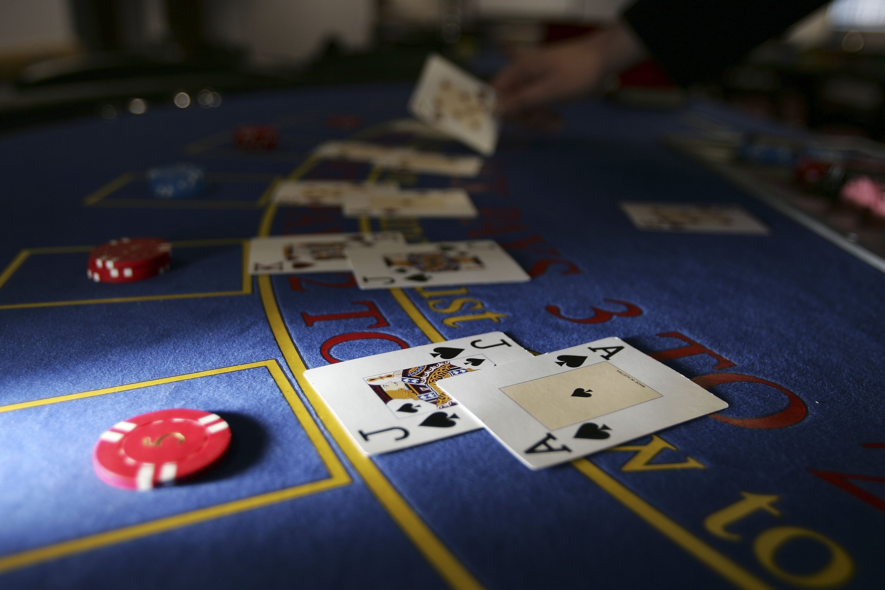 Tips To Win Blackjack At Casino