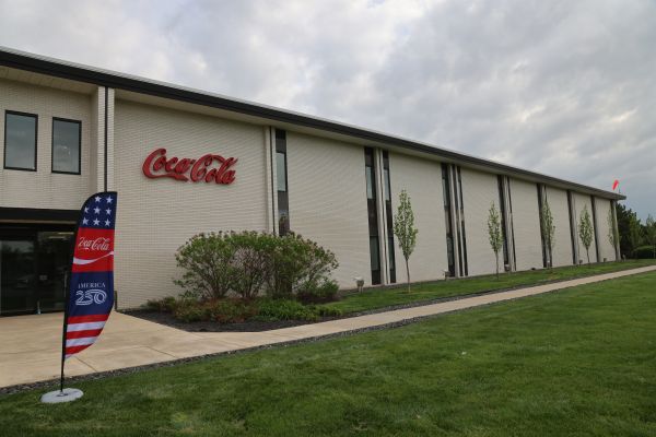 Indianapolis-Coca-Cola-Consolidated-Facility-Outside-600x400.jpg