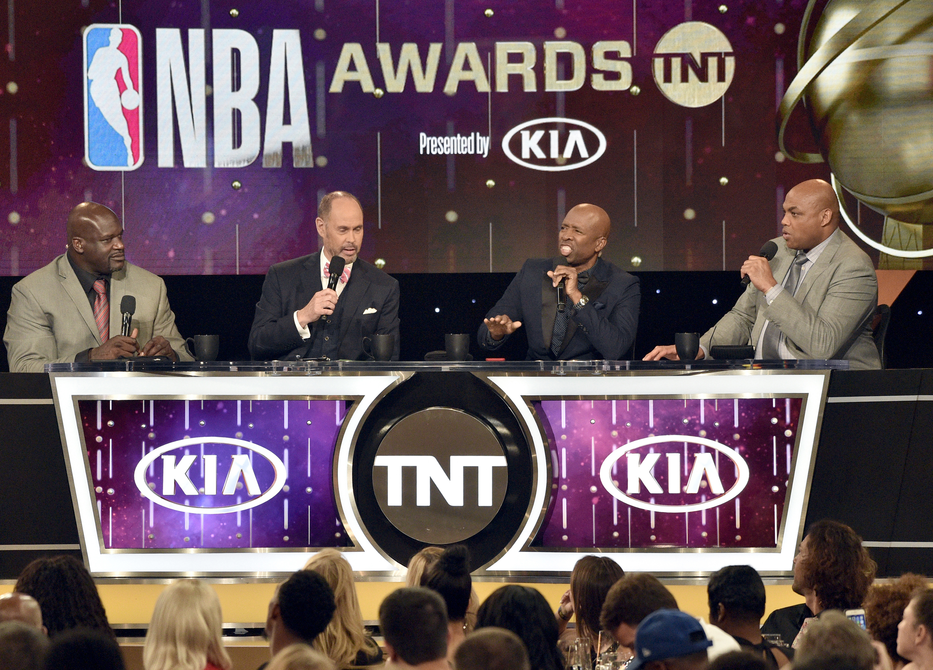 Shaquille O'Neal, Ernie Johnson, Kenny Smith, Charles Barkley, 