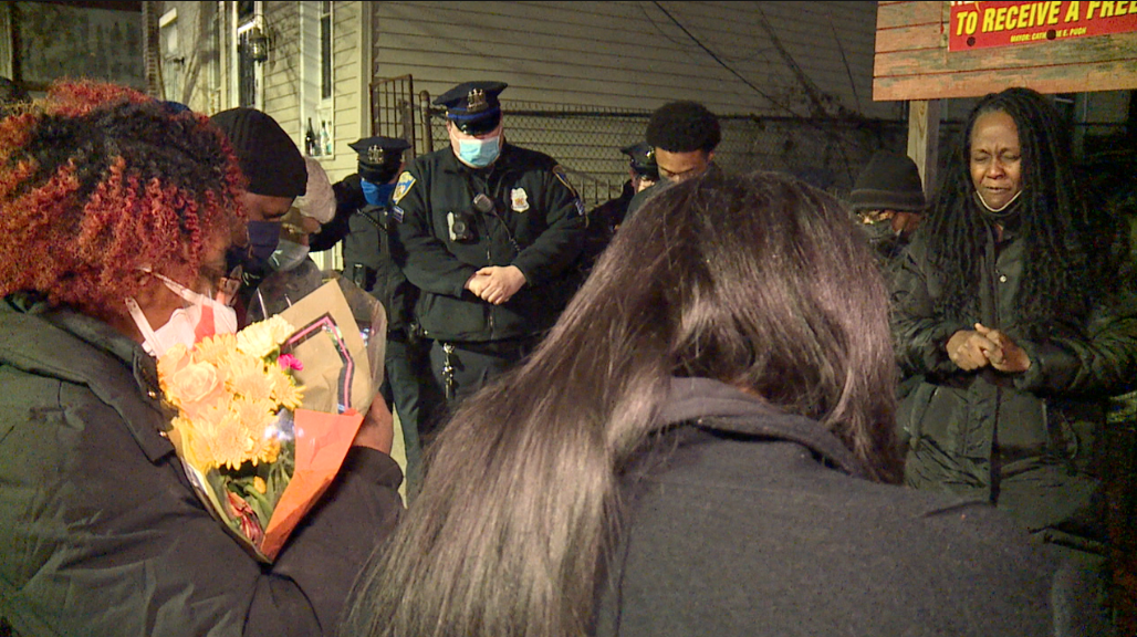 Community members hold prayer circle for city firefighters