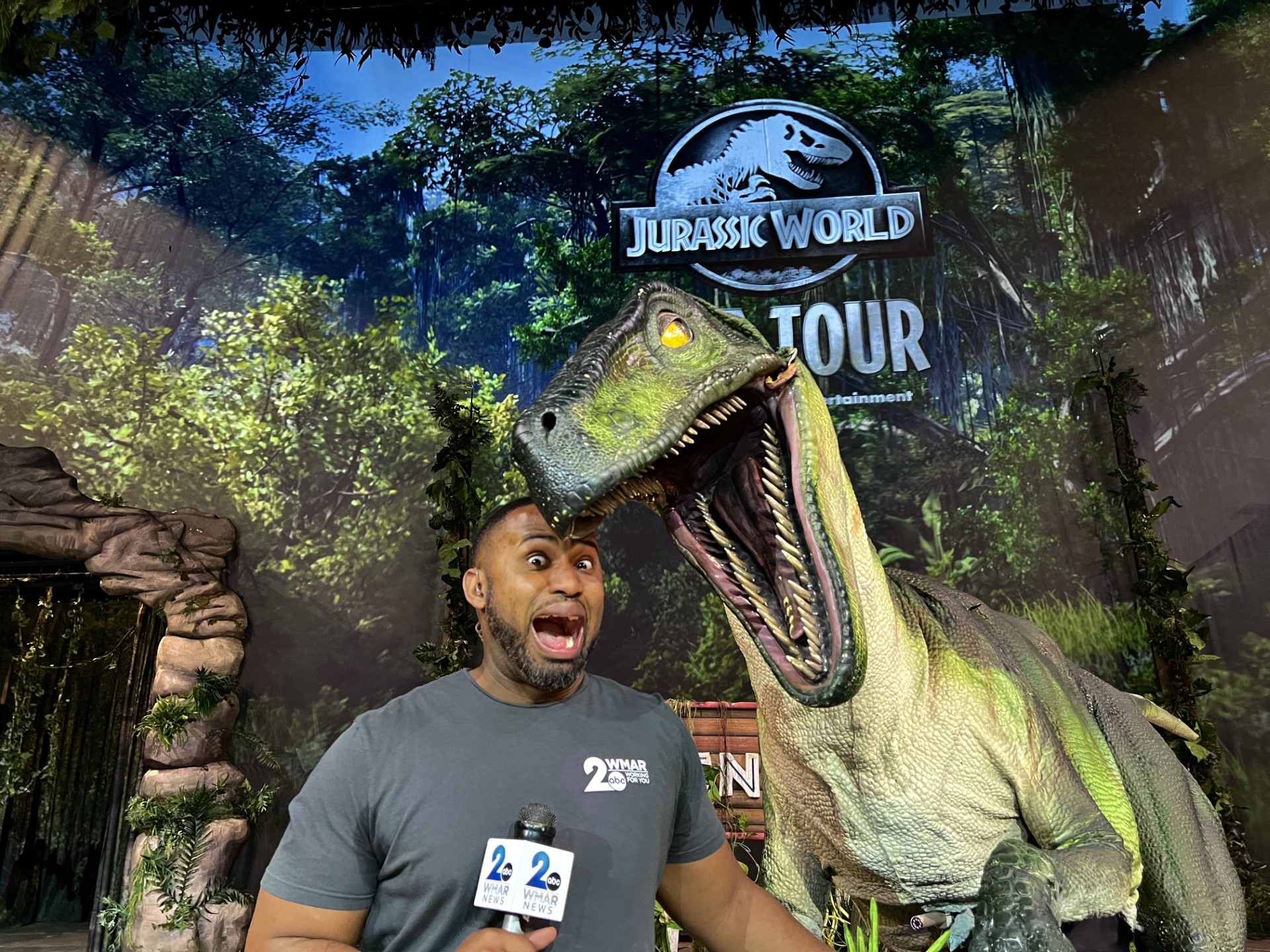 GMM's Randall Newsome with a Jurassic World fan-favorite velociraptor