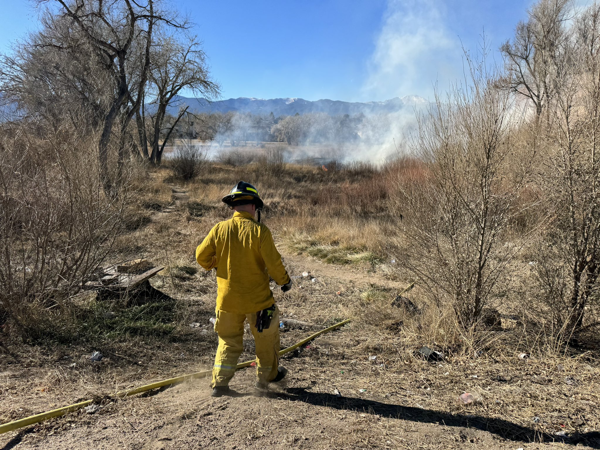 E Pikes Peak and Academy Fire