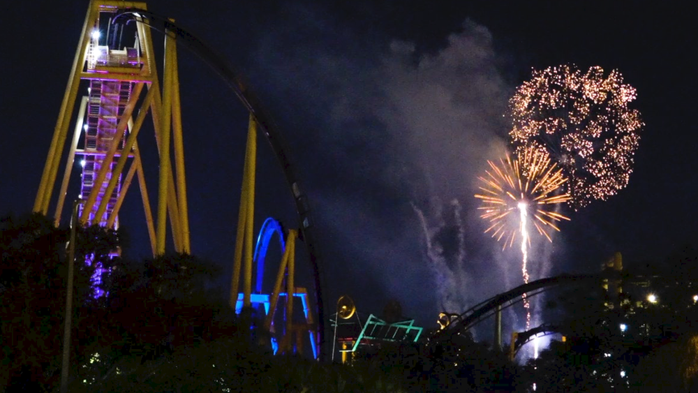 Busch-Gardens-fireworks.png