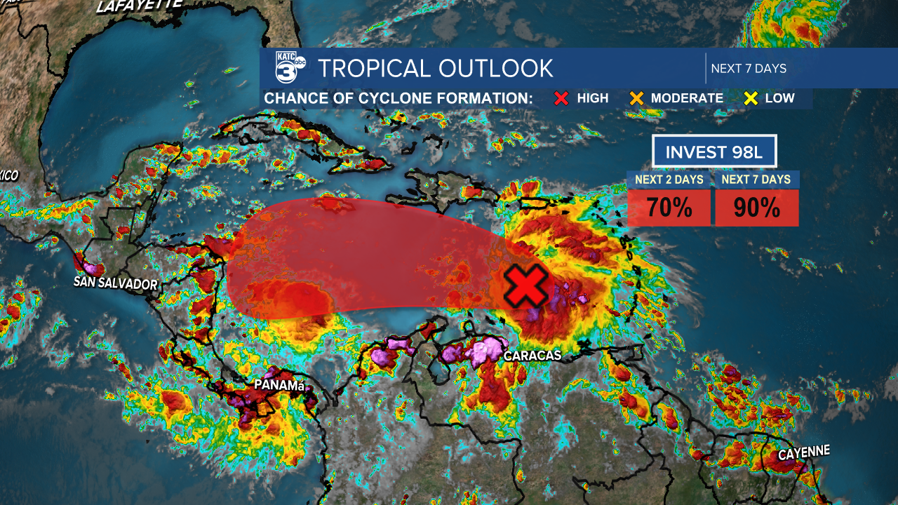 NHC Tropical Weather Outlook.png