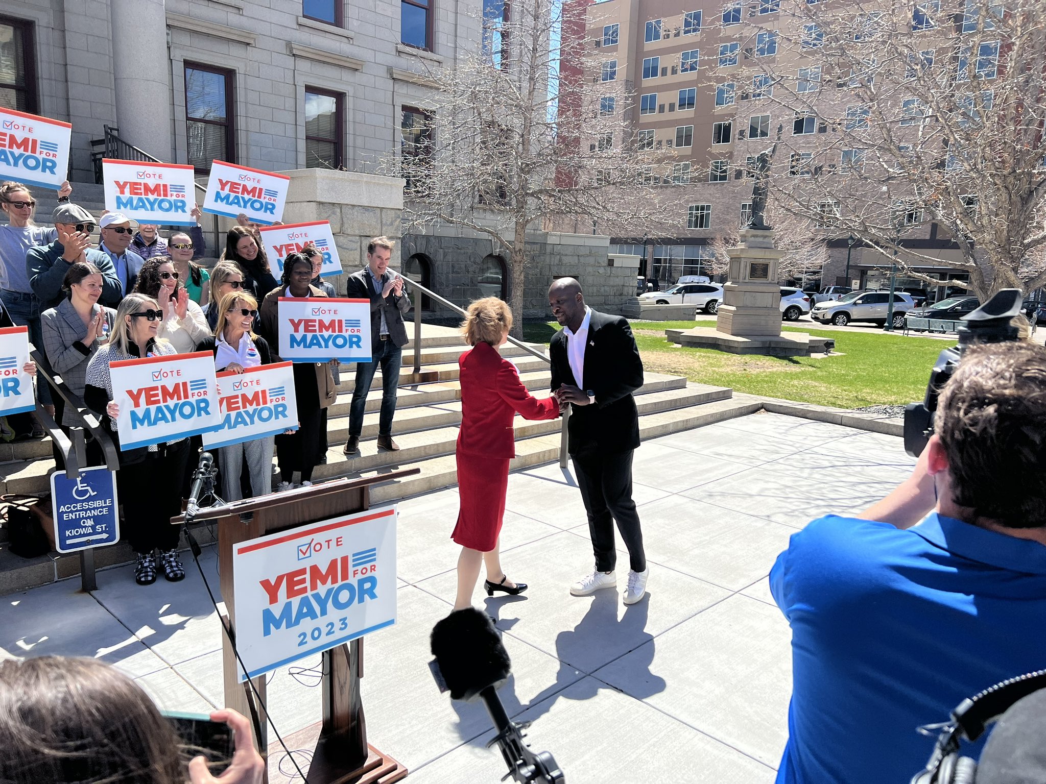 CLARK AND MOBOLADE RUNOFF ENDORSE.jpg