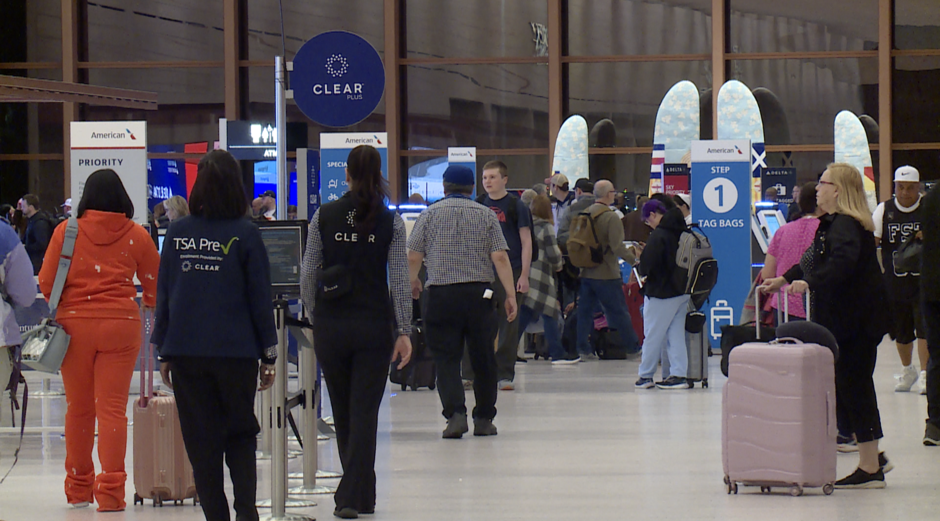 Holiday airfare soars as Thanksgiving nears — what you can still do to save