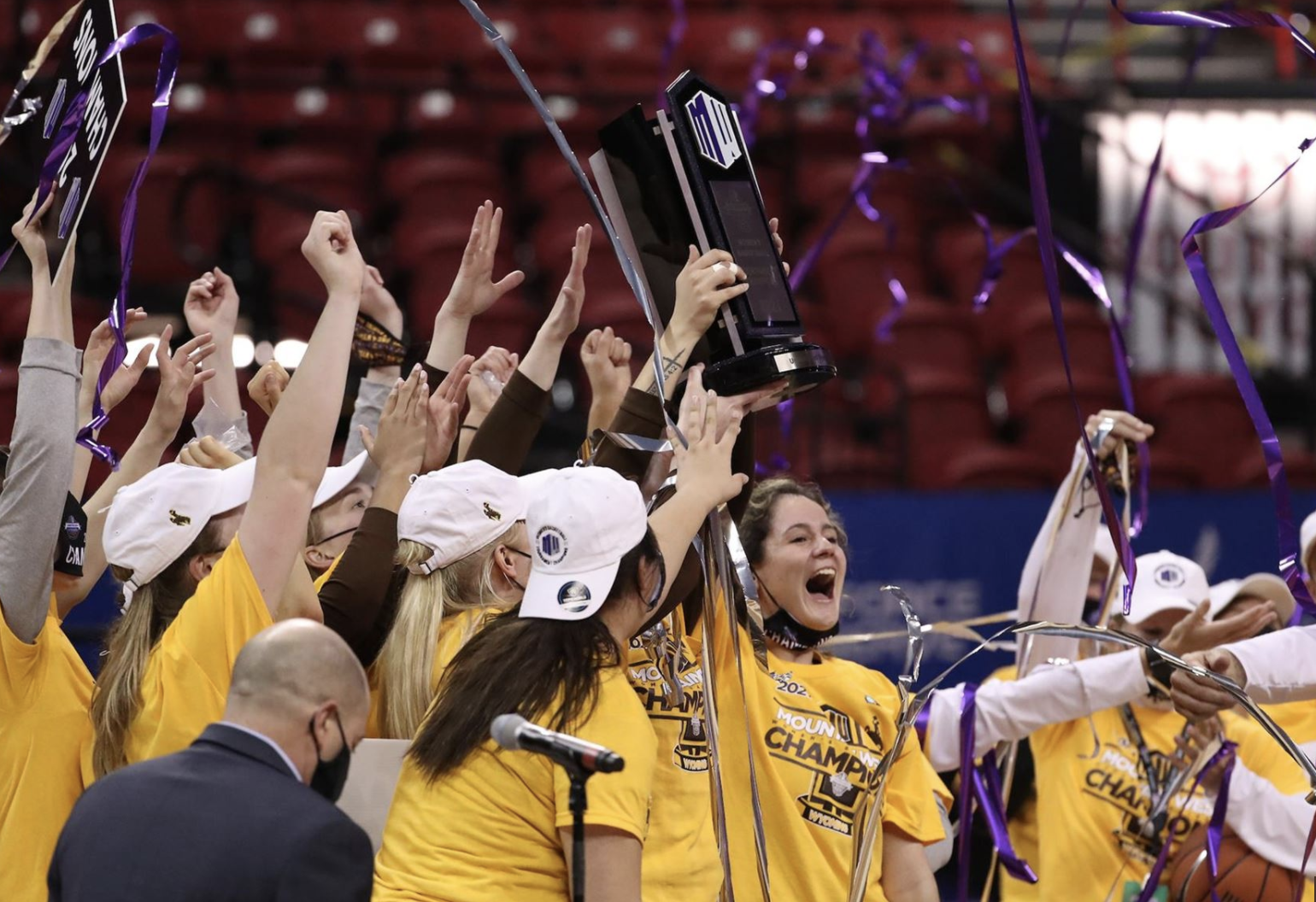Wyo WBB Celebration.png