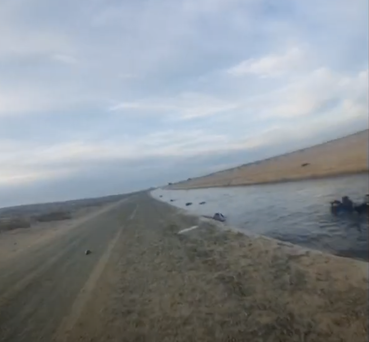 Yuma migrants rescued.png