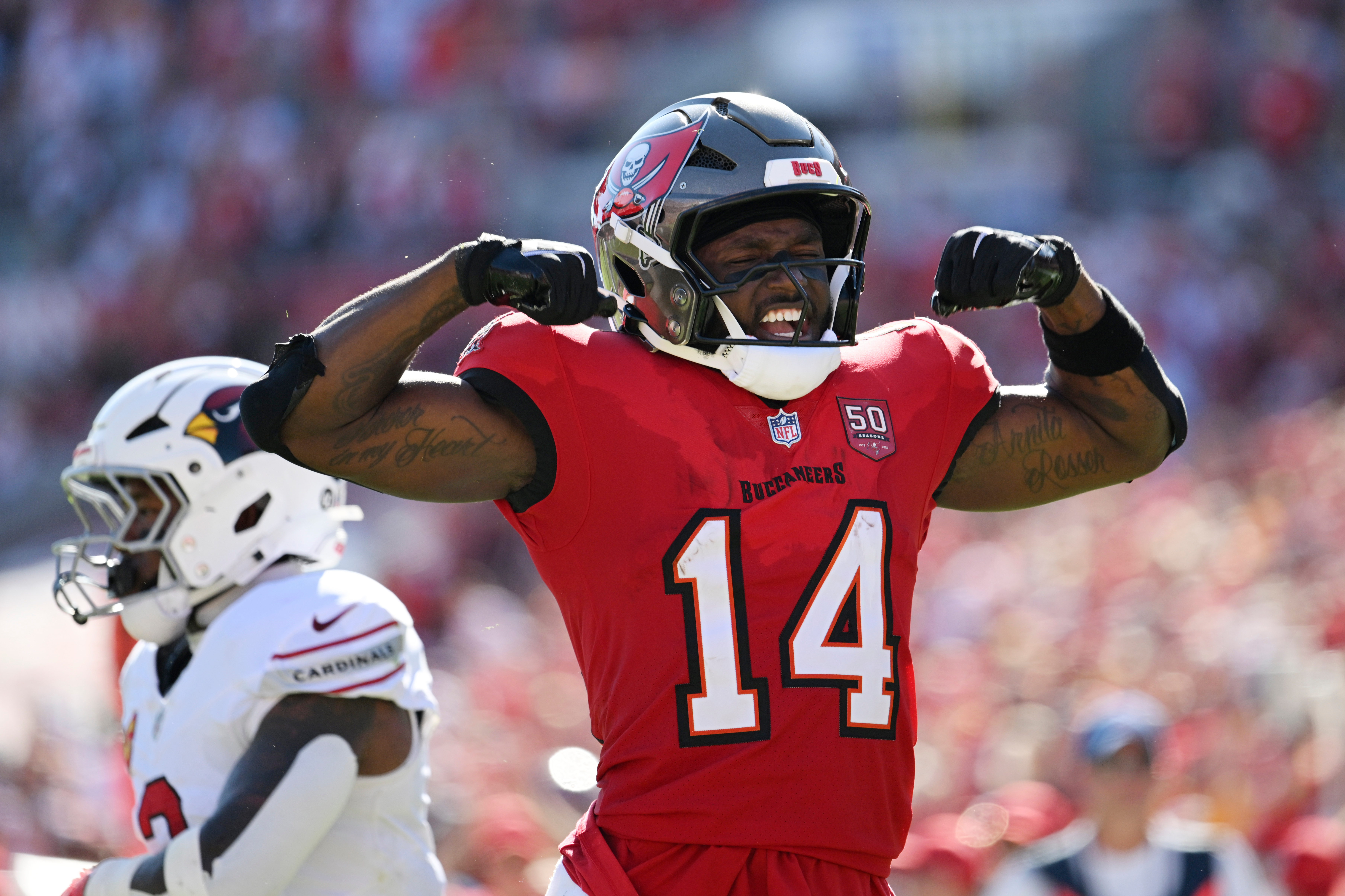 Cardinals Buccaneers Football