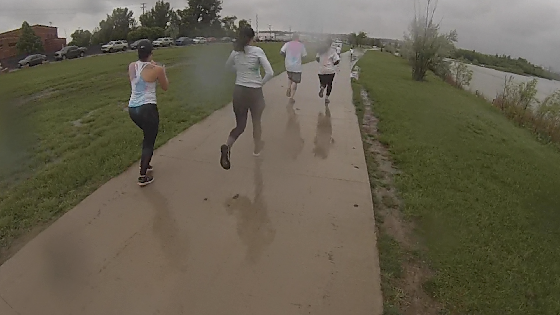 Dandelion Foundation color run runners