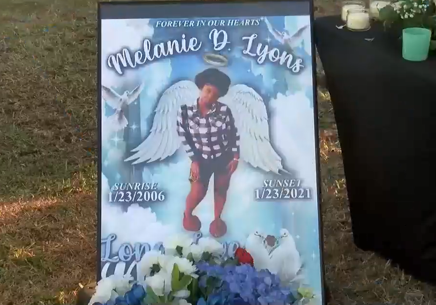 melanie lyons_KPLC.PNG
