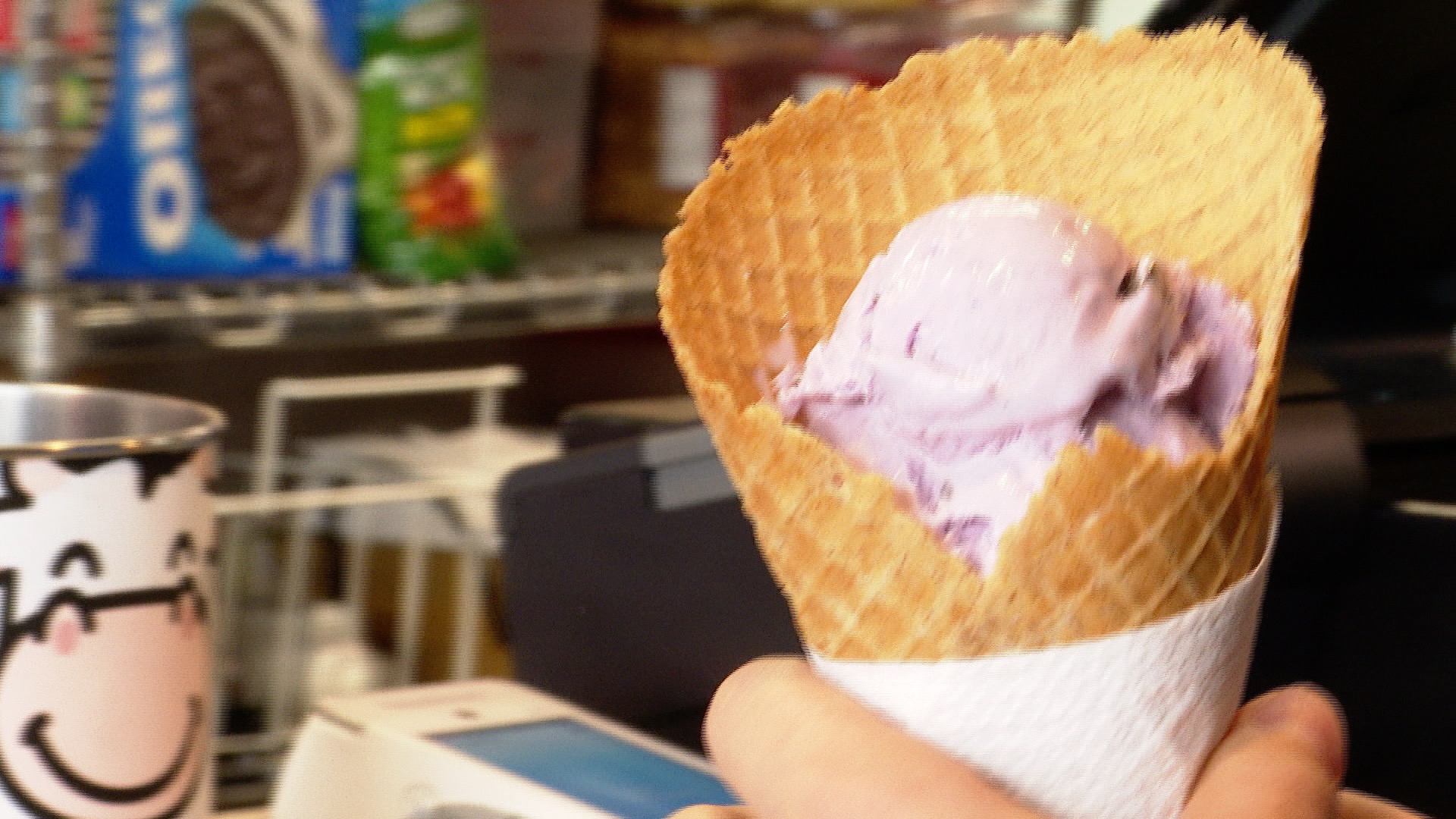 Colorado Springs ice cream lovers say it's never too cold to enjoy a frozen treat