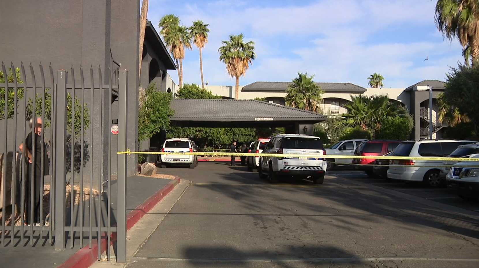 5-25-25 17th Ave and Bell GSW x3