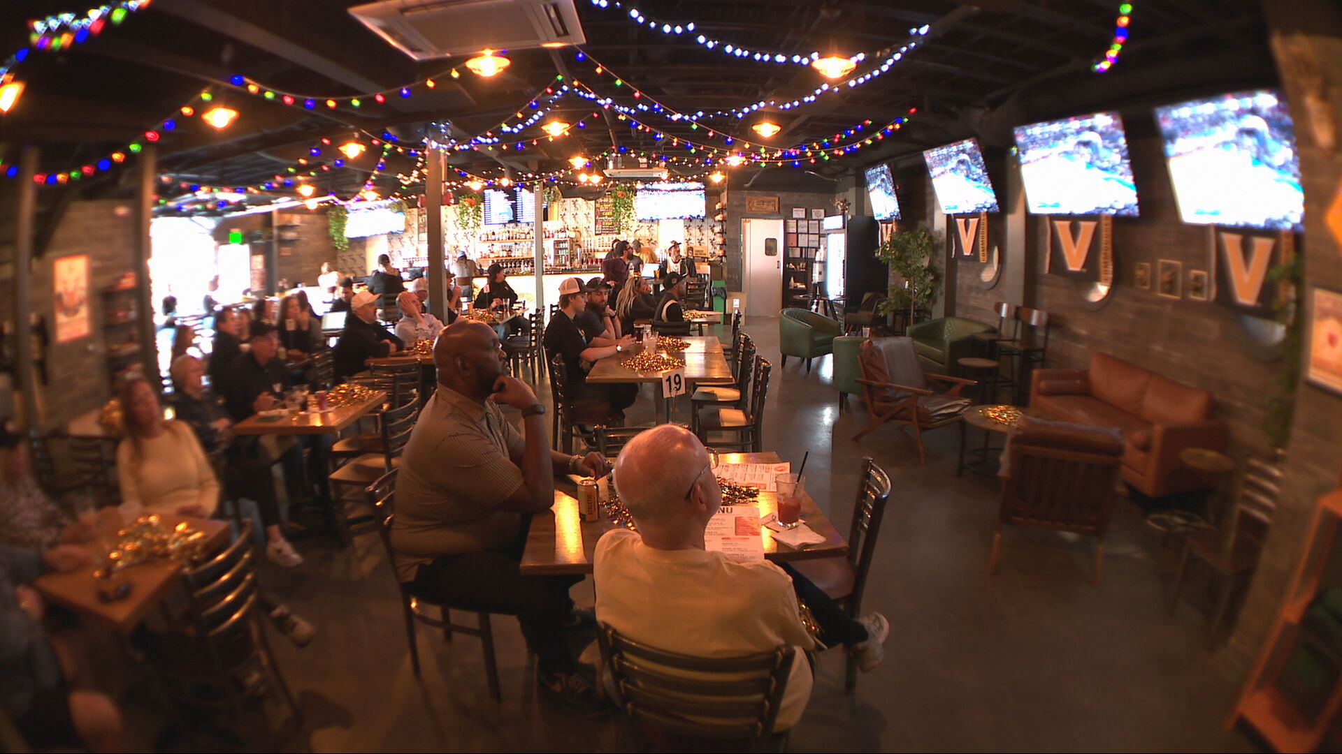 RAW - Vandy Watch Party Dan B_frame_27374.jpeg