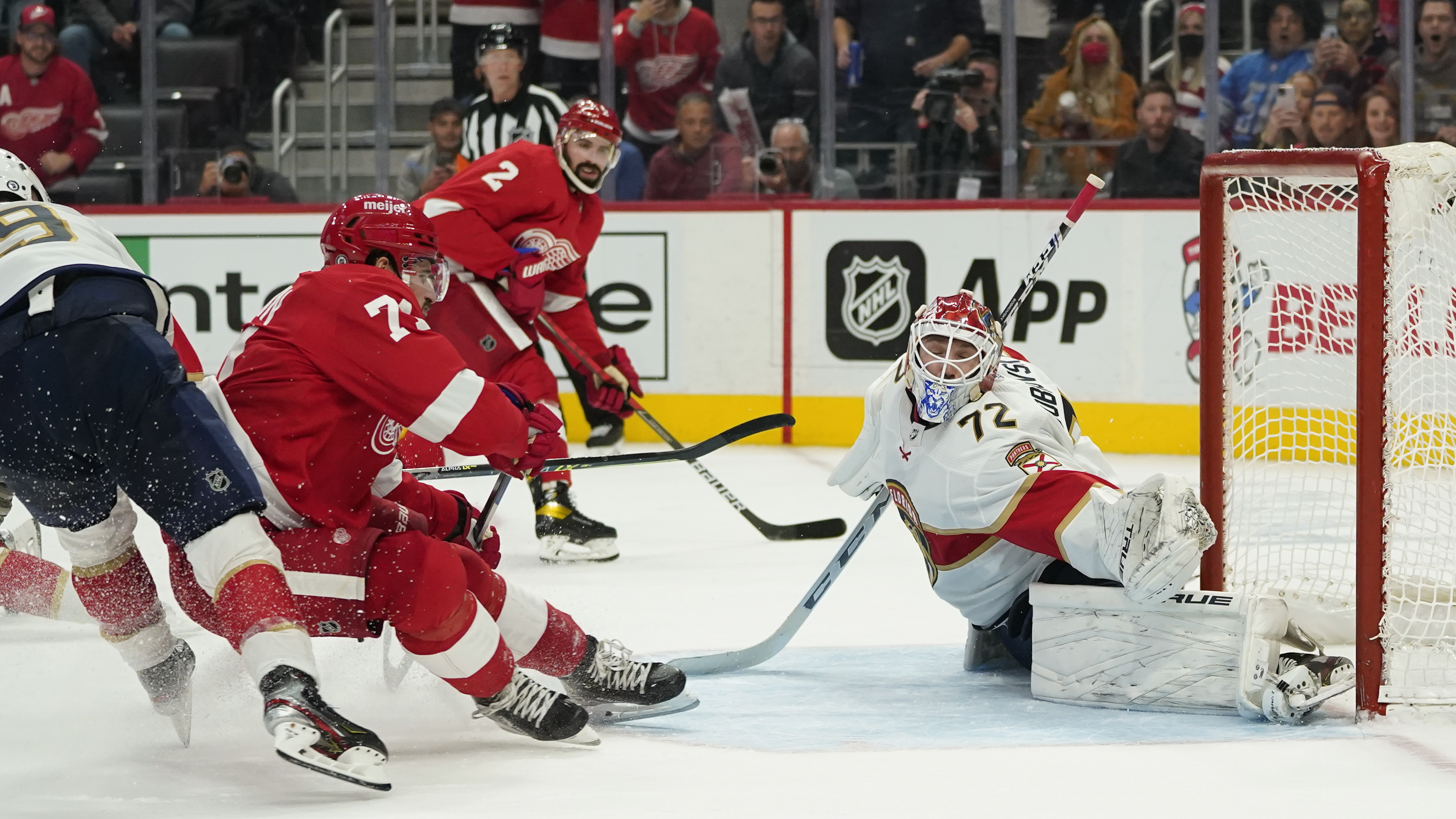 Dylan Larkin, Sergei Bobrovsky Panthers Red Wings Hockey