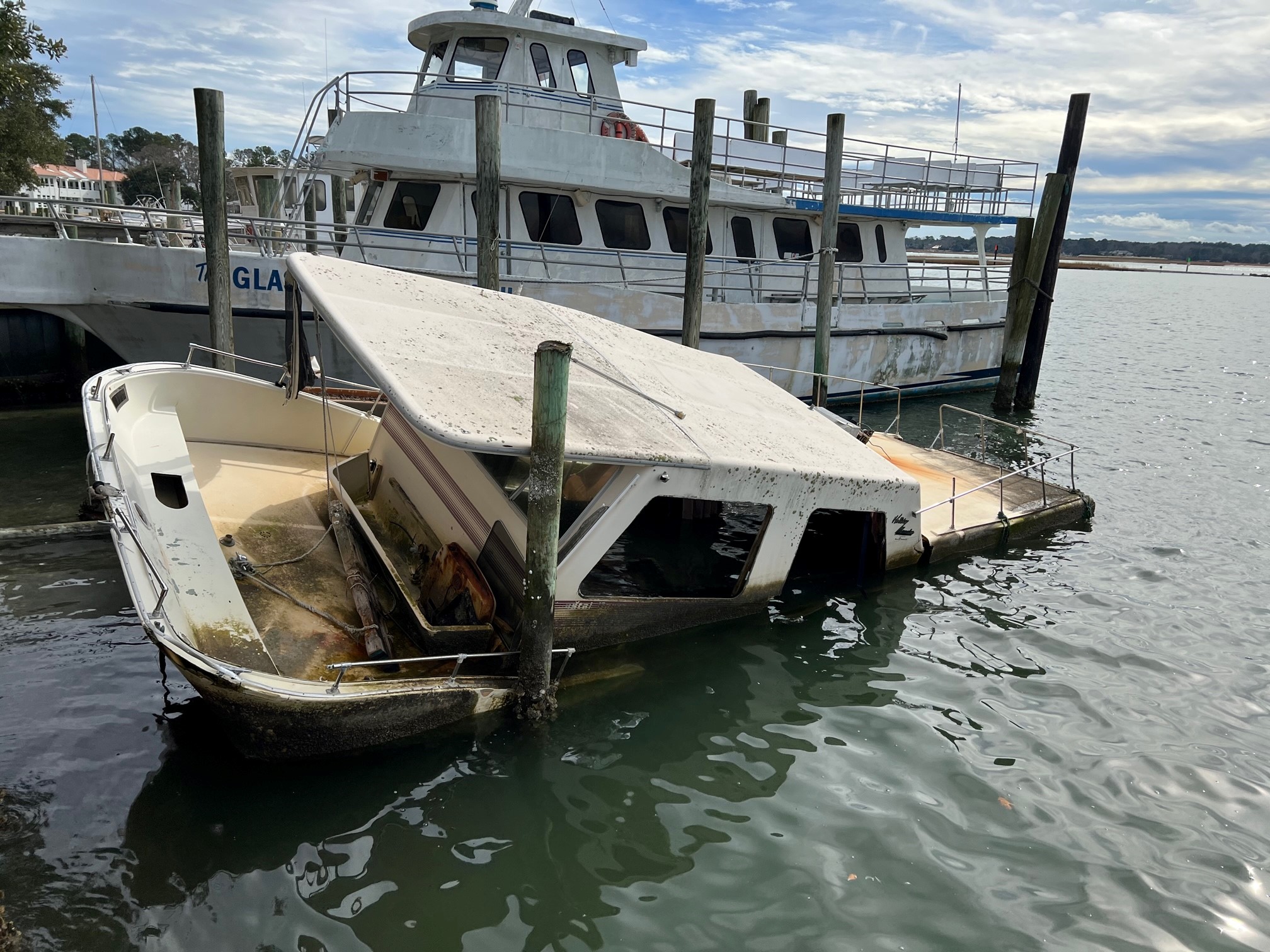 derelict boat.jpg