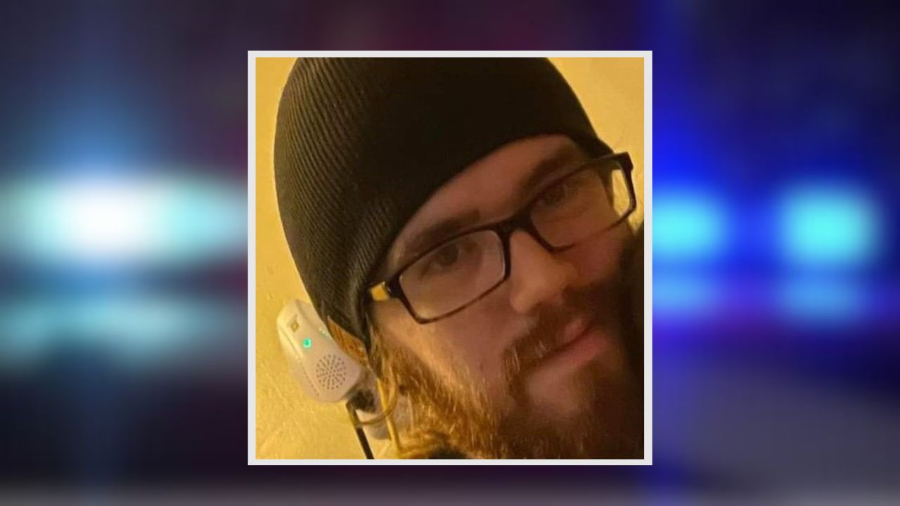 CENTERED PORTRAIT PHOTO WITH BLURRED BACKGROUND (7).jpg