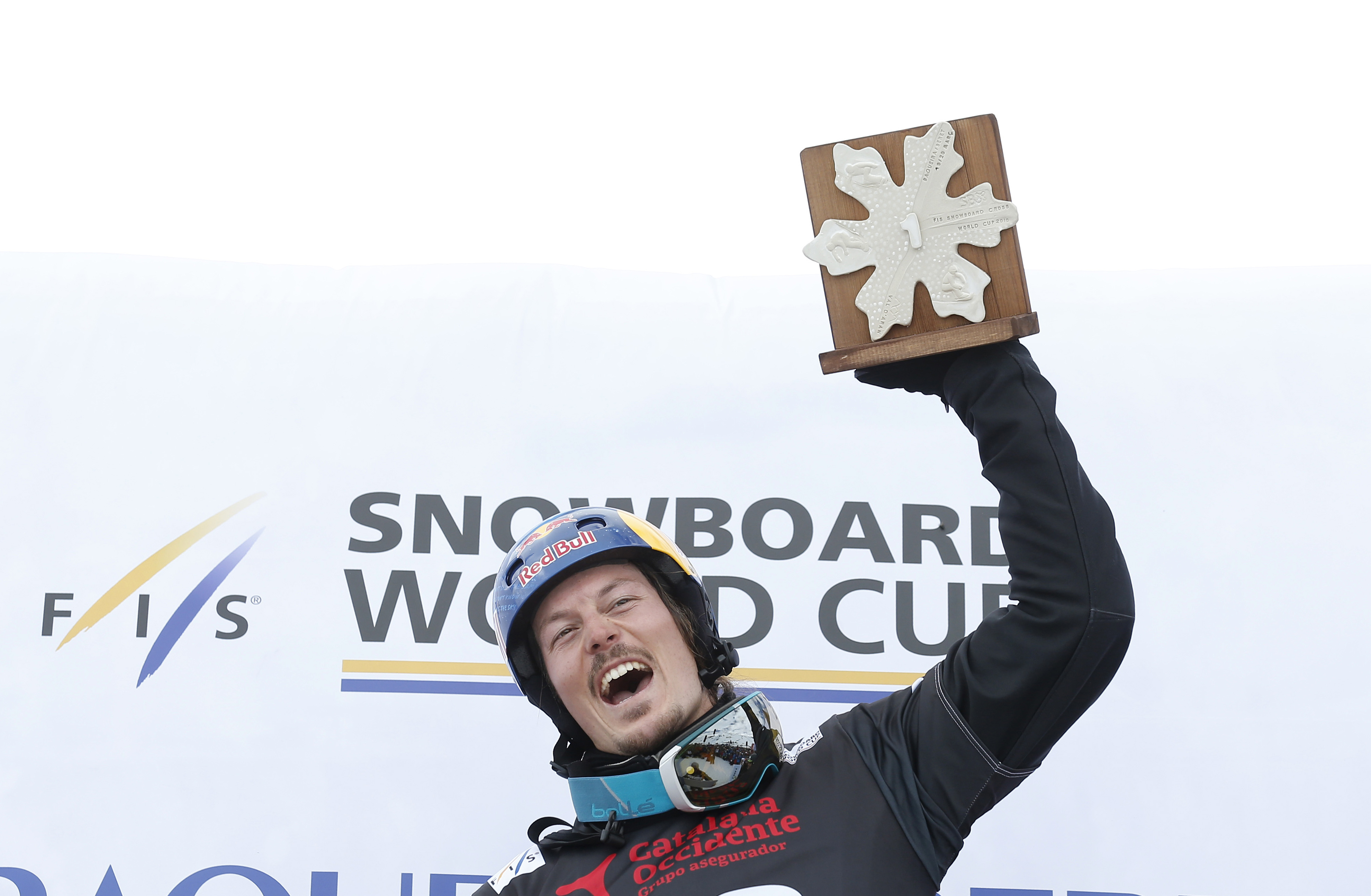 Snowboard world champion Alex Pullin drowns in diving mishap in Australia