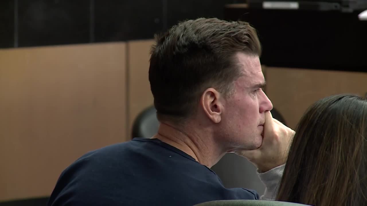Tim Ferriter cries during sentencing hearing, Nov. 16, 2023