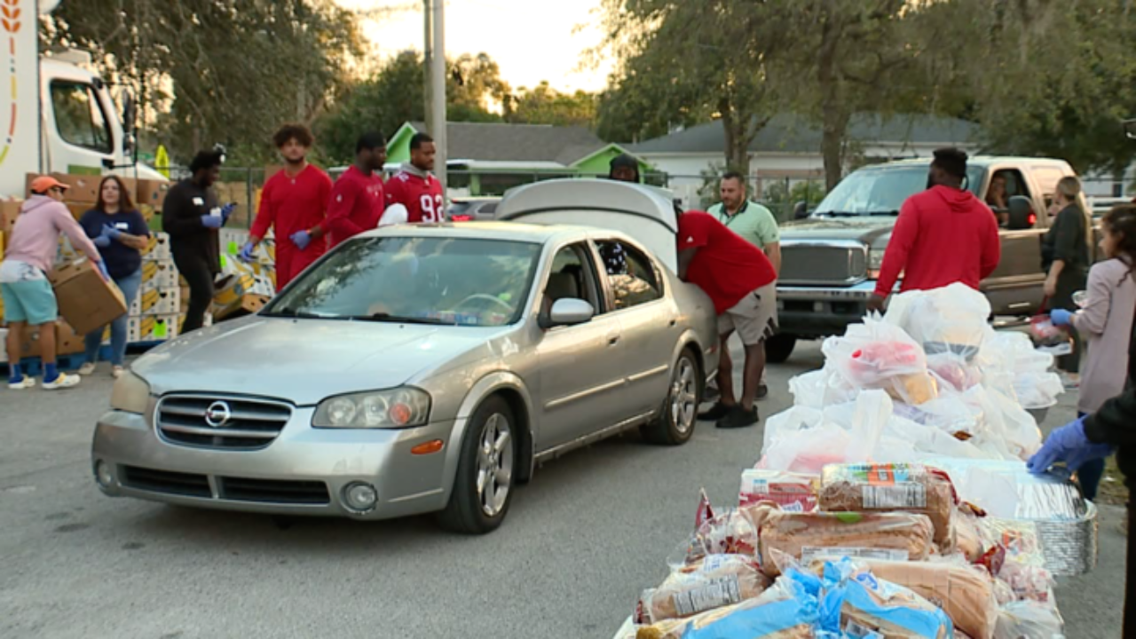 feeding tampa bay thanksgiving