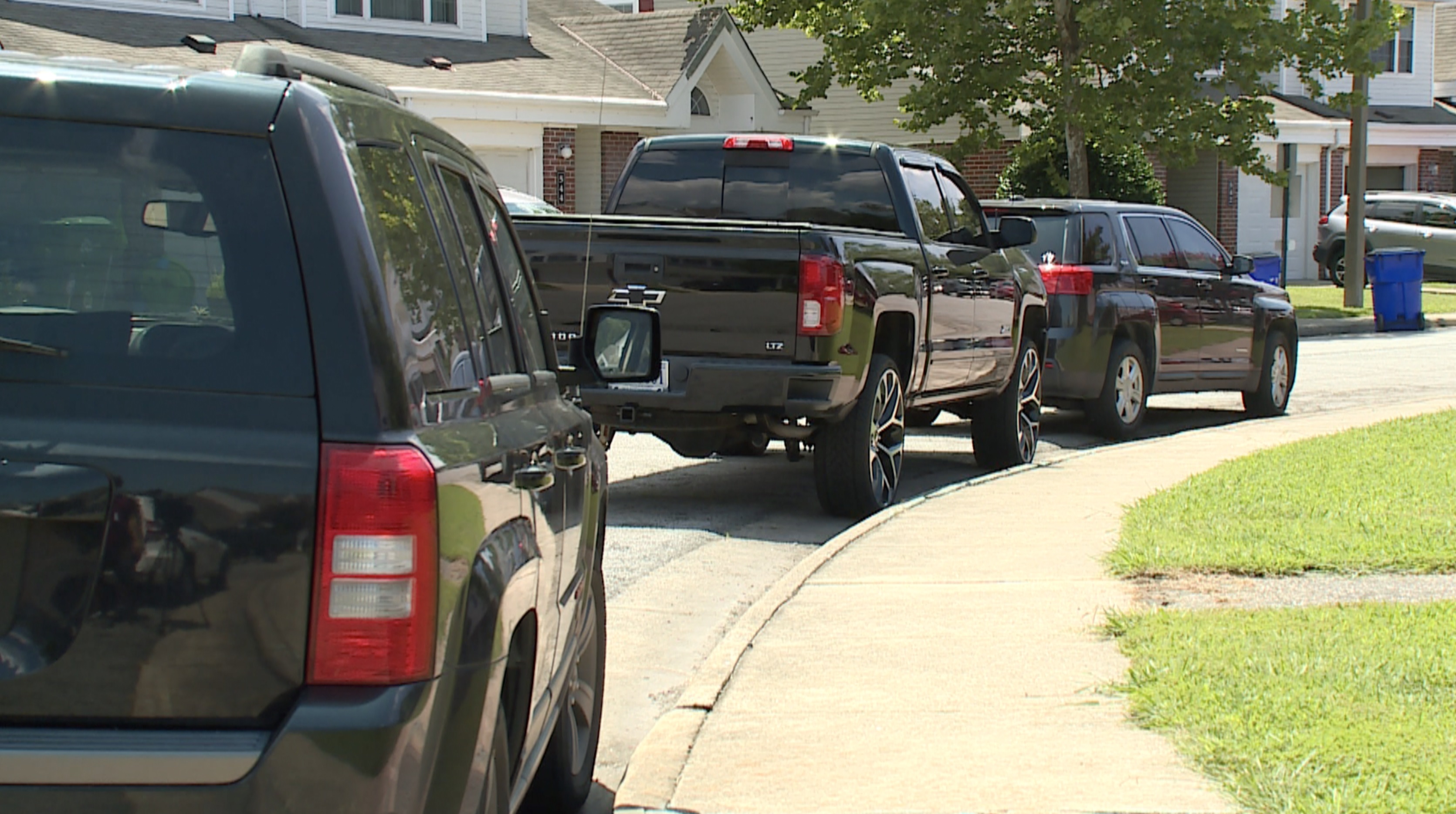 norfolk navy housing vehicles.jpg