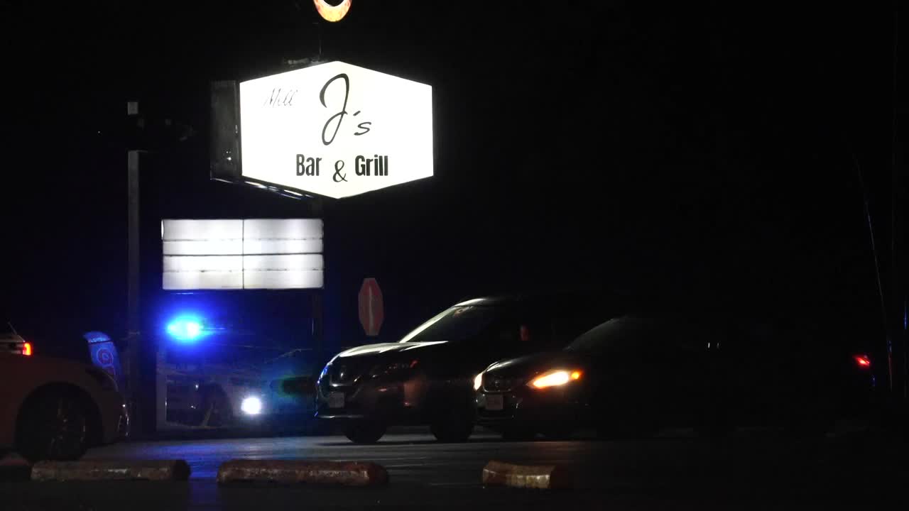 Mell J's Bar & Grill North.jpg