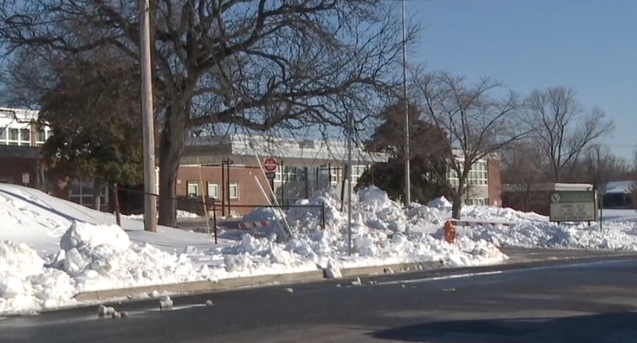 Elmwood Elementary School.png