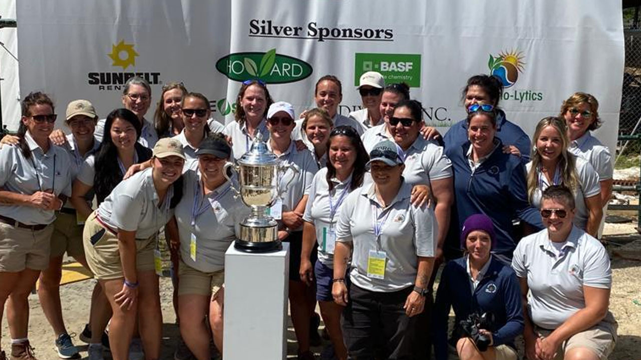 Women greenskeepers at the U.S. Women's Open