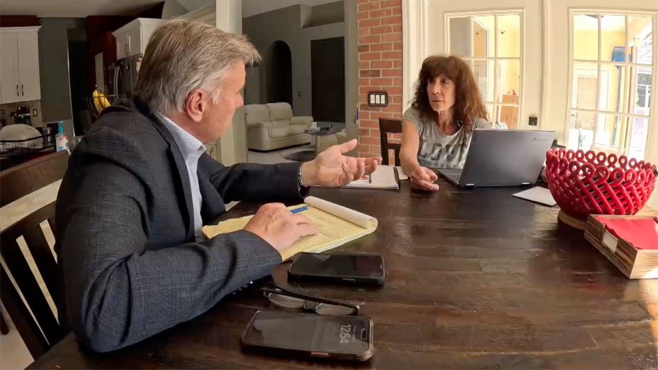 WPTV reporter Matt Sczesny speaks to Selena Burnett about the issues affecting her My Safe Florida Home application.