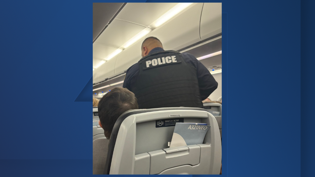 KCPD on AA Flight.png