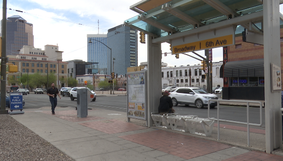 Broadway & 6th Ave bus stop