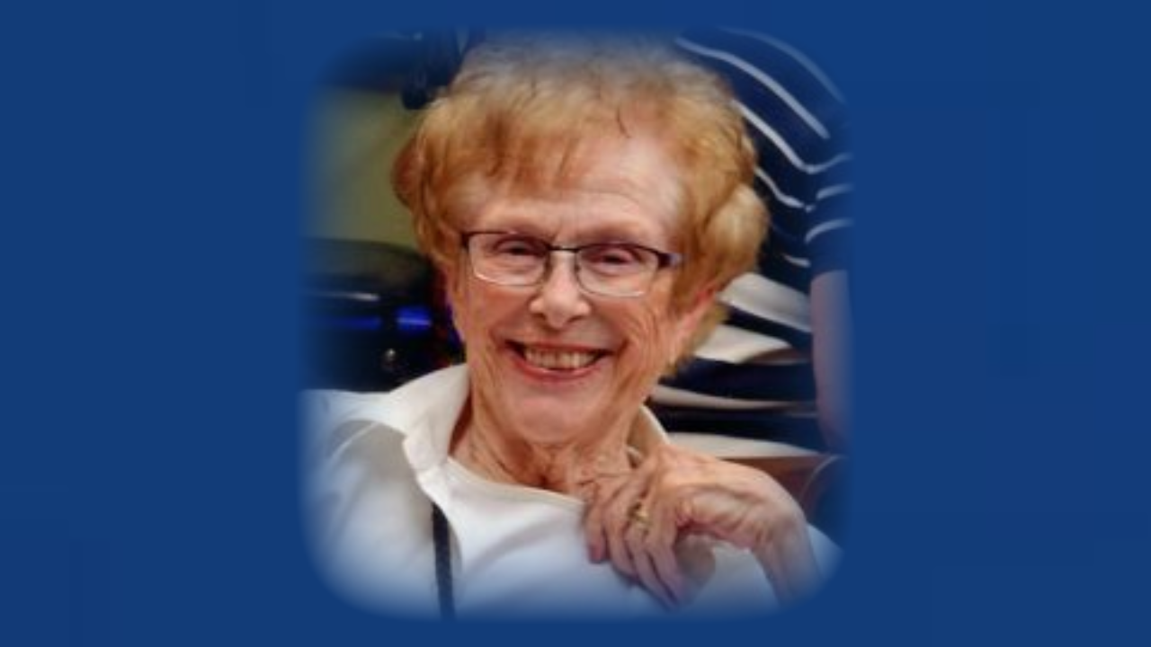 Maxine Estella Robertson