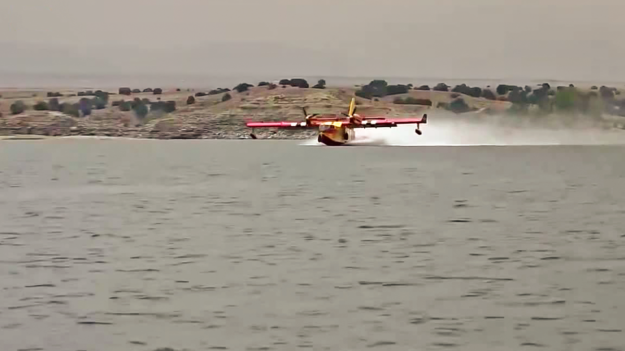 lake pueblo fire planes.png