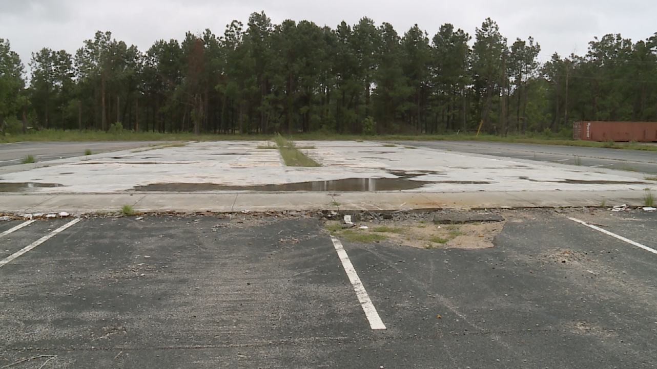 Former site of Palm Tree Inn Motel.