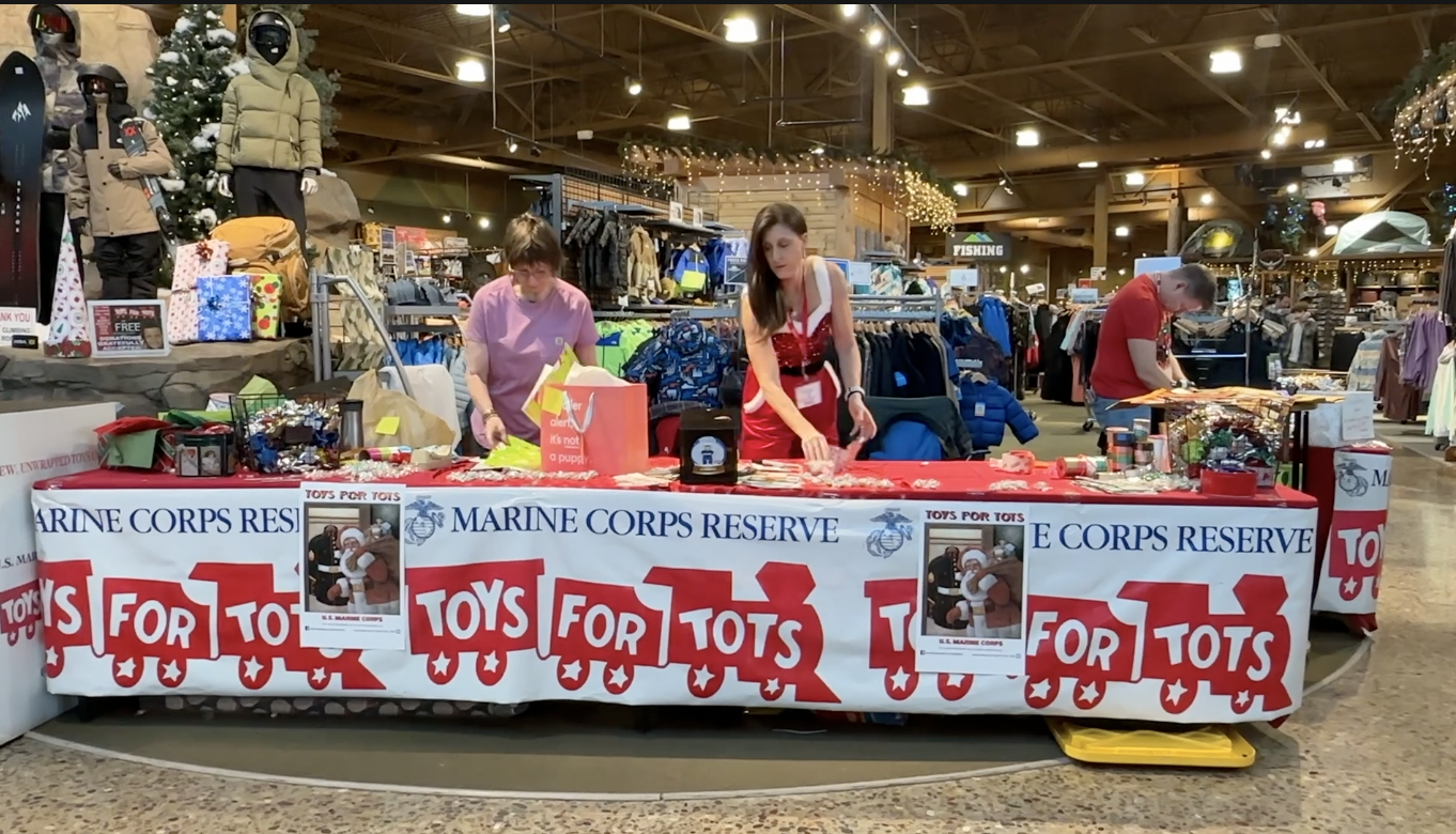 Toys for Tots Flathead Wrapping