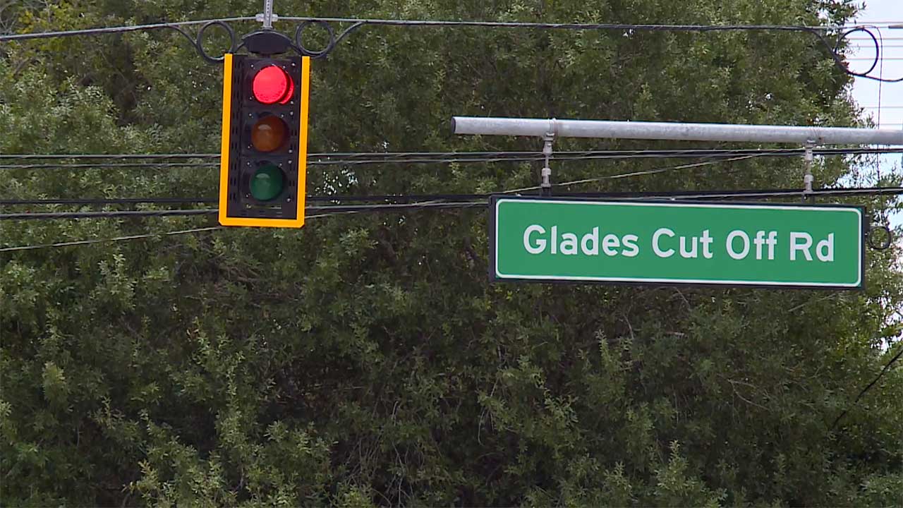 Glades Cut Off Road light