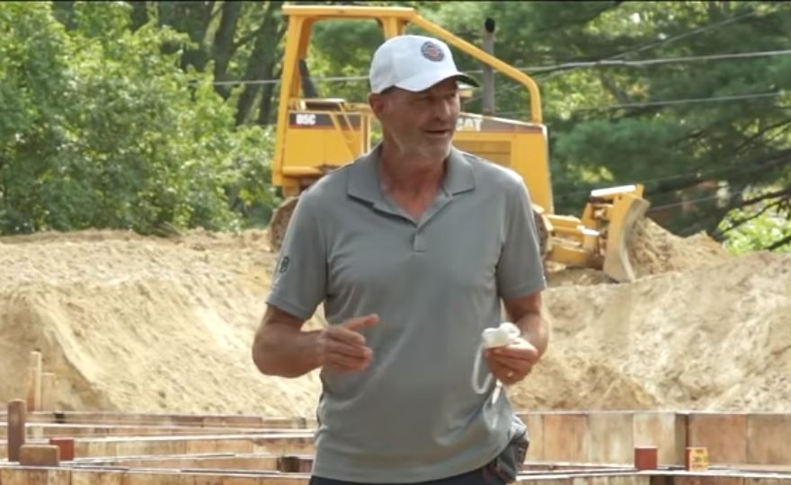 Kirk Gibson helps Angels' Place