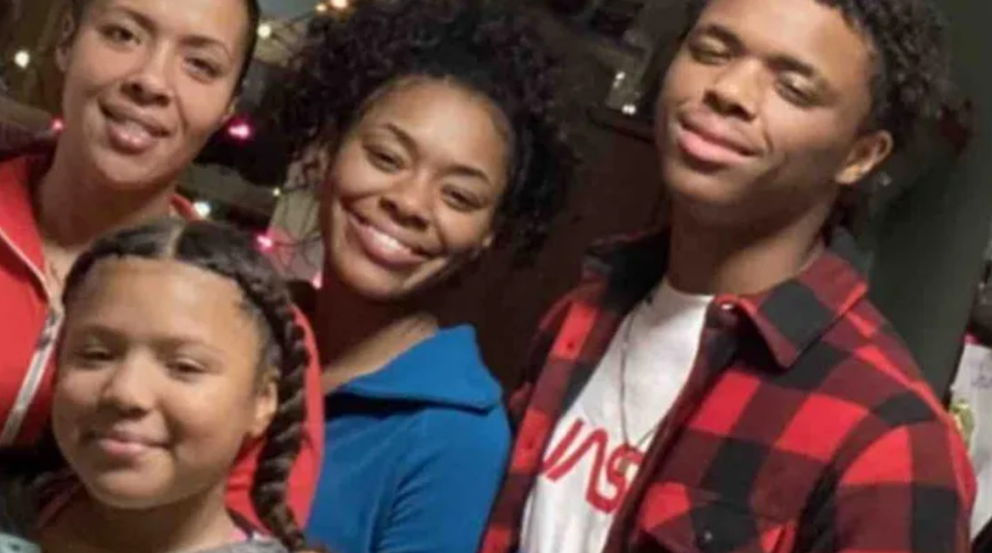 alica lofton and children.png