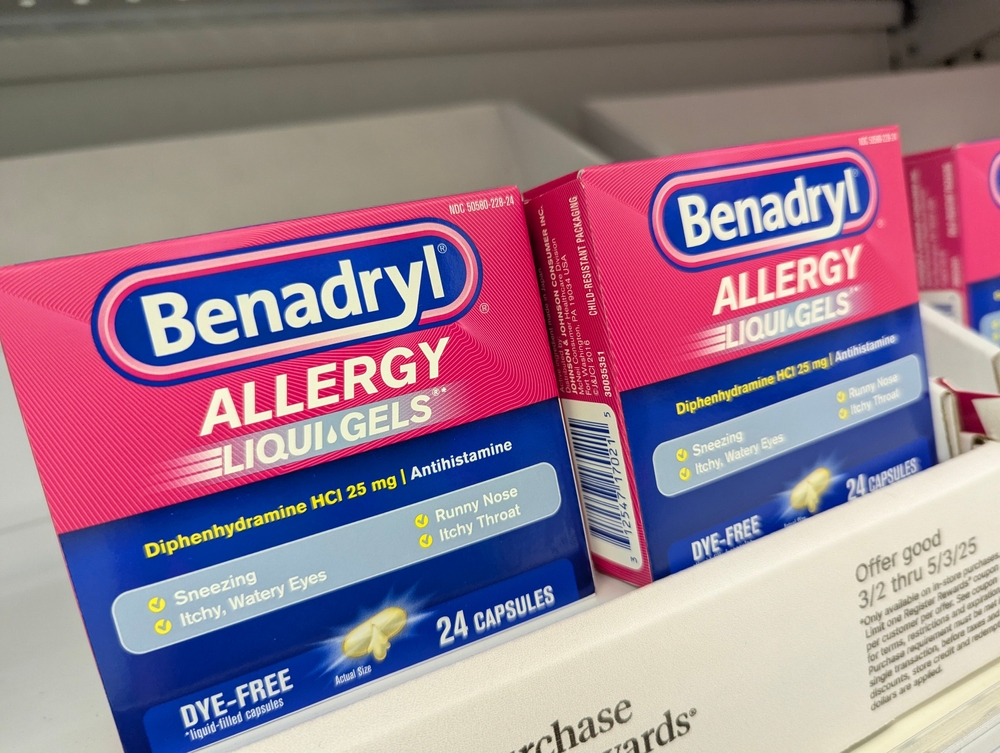 Benadryl on shelf