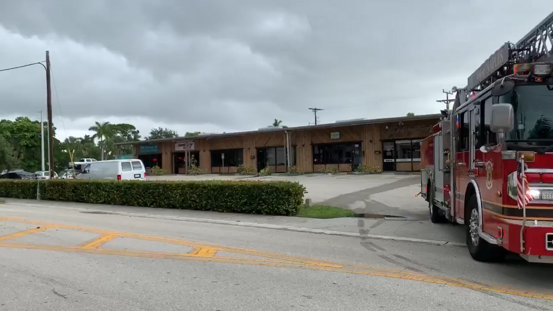 Naples commercial fire 7-9-19.jpg