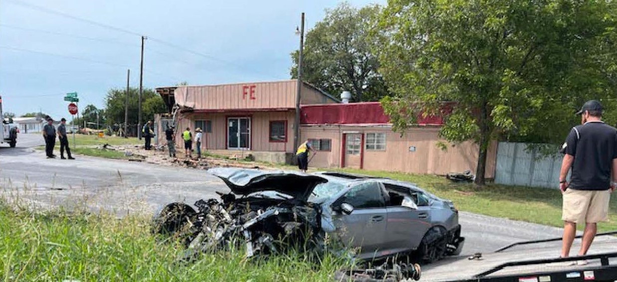 HILLSBORO CRASH 0905.jpg