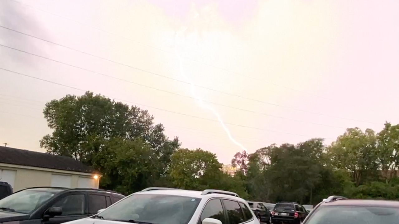 lightning 1.jpg