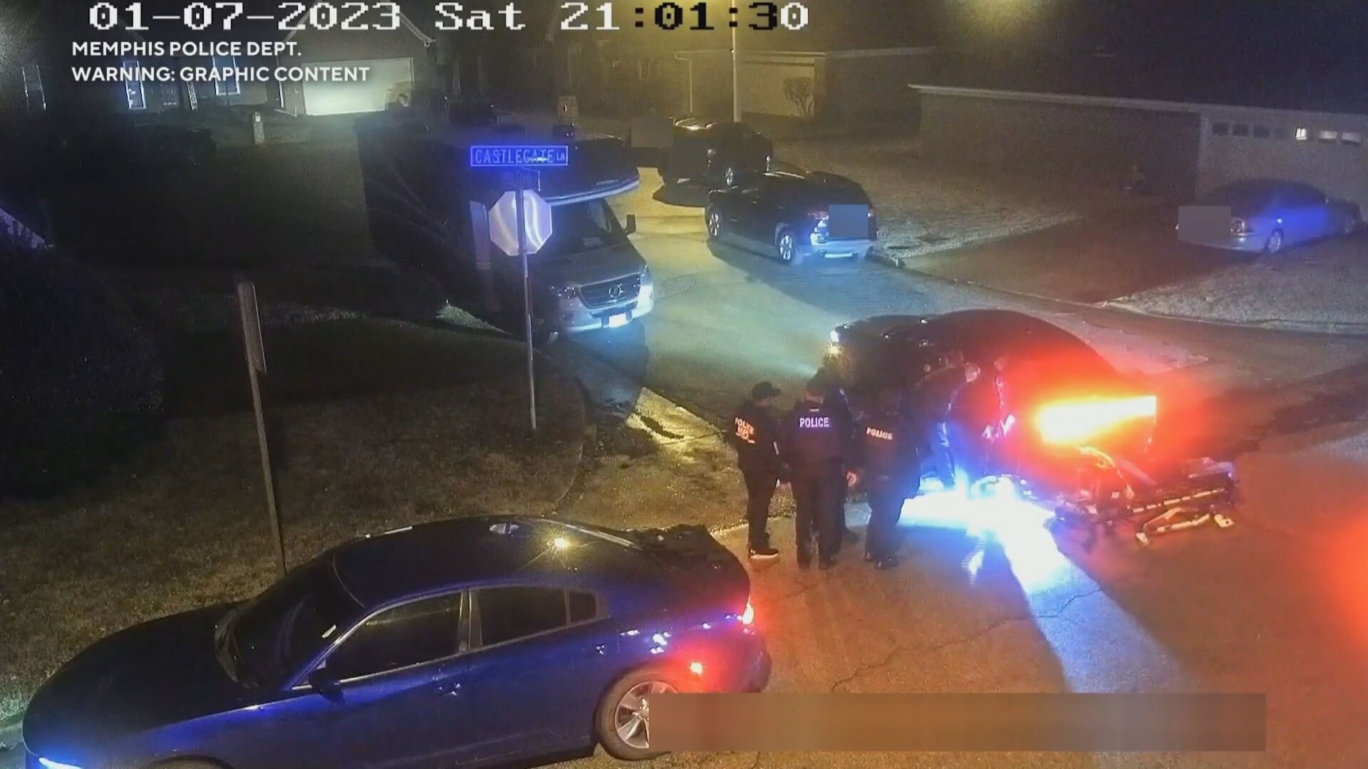 memphis police officers at tyre nichols scene