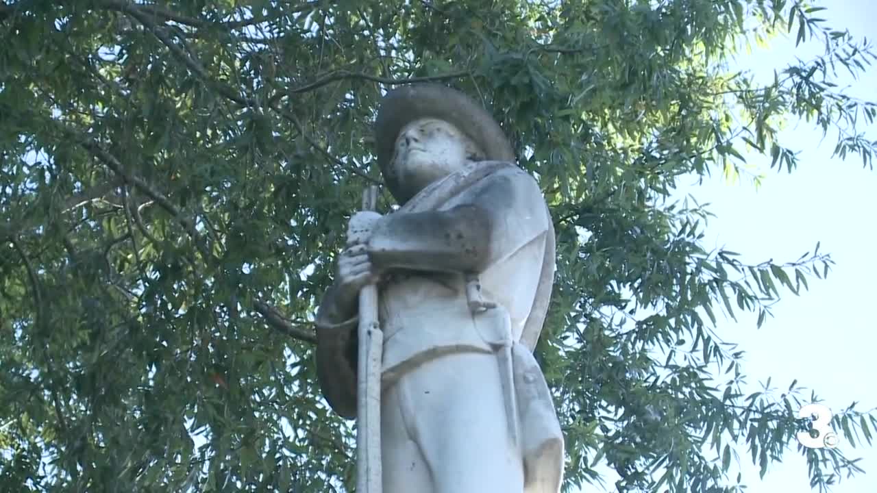 Confederate statue in Mathews County