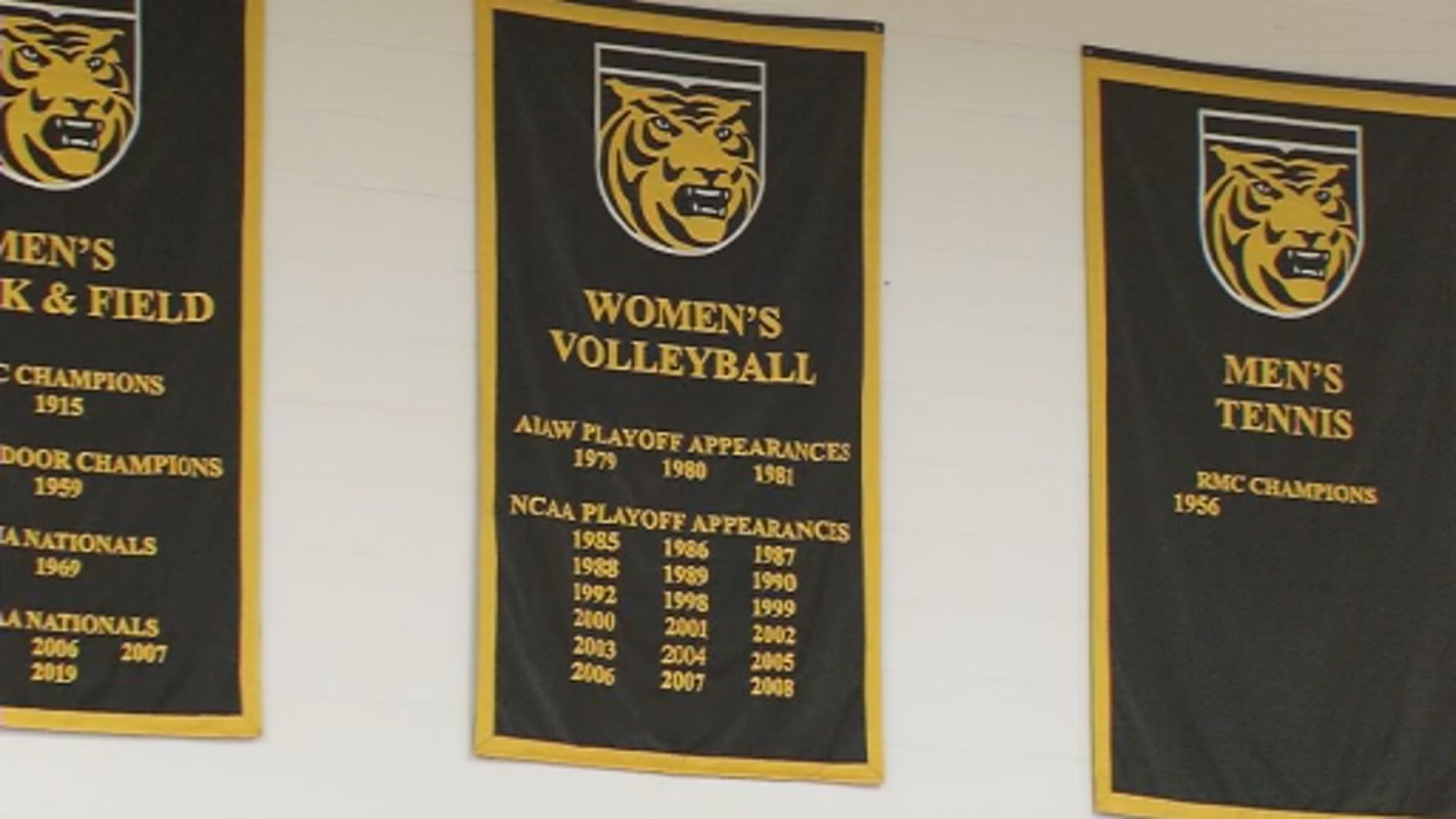 No. 1 ranked Colorado College volleyball aims for perfect season