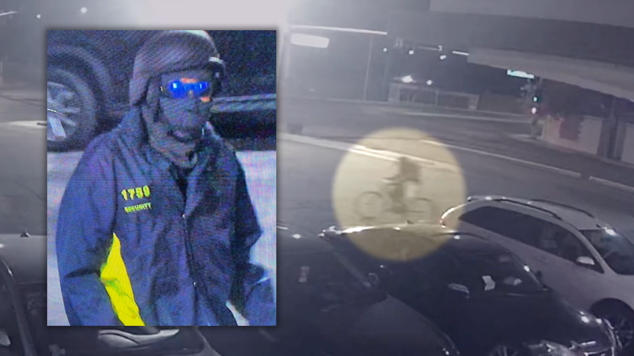 FBI offers $5,000 reward for tips leading to arrest of armed robbery suspect at Rampart Casino in Las Vegas. Police release surveillance footage.