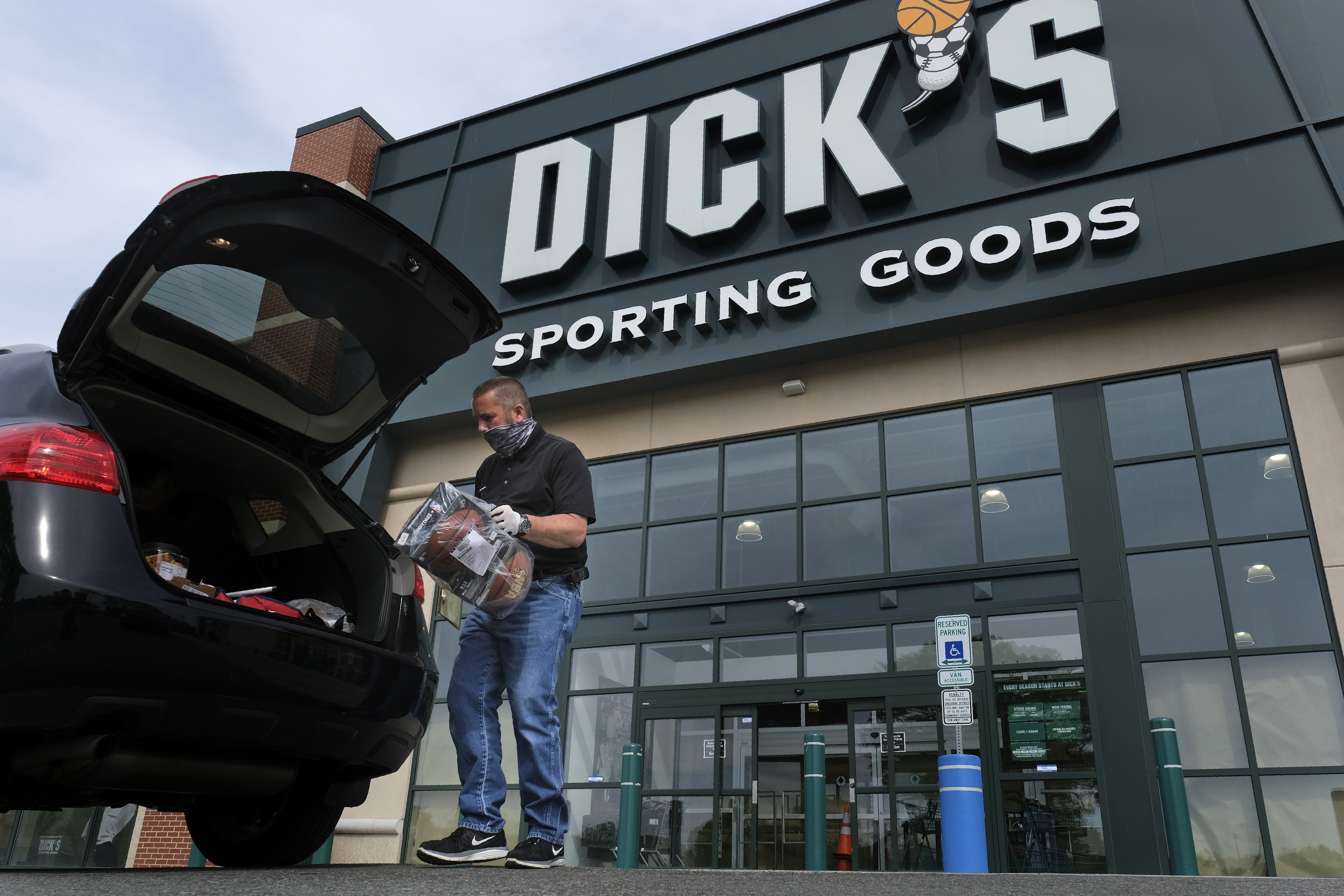 Dicks Sporting Goods Results