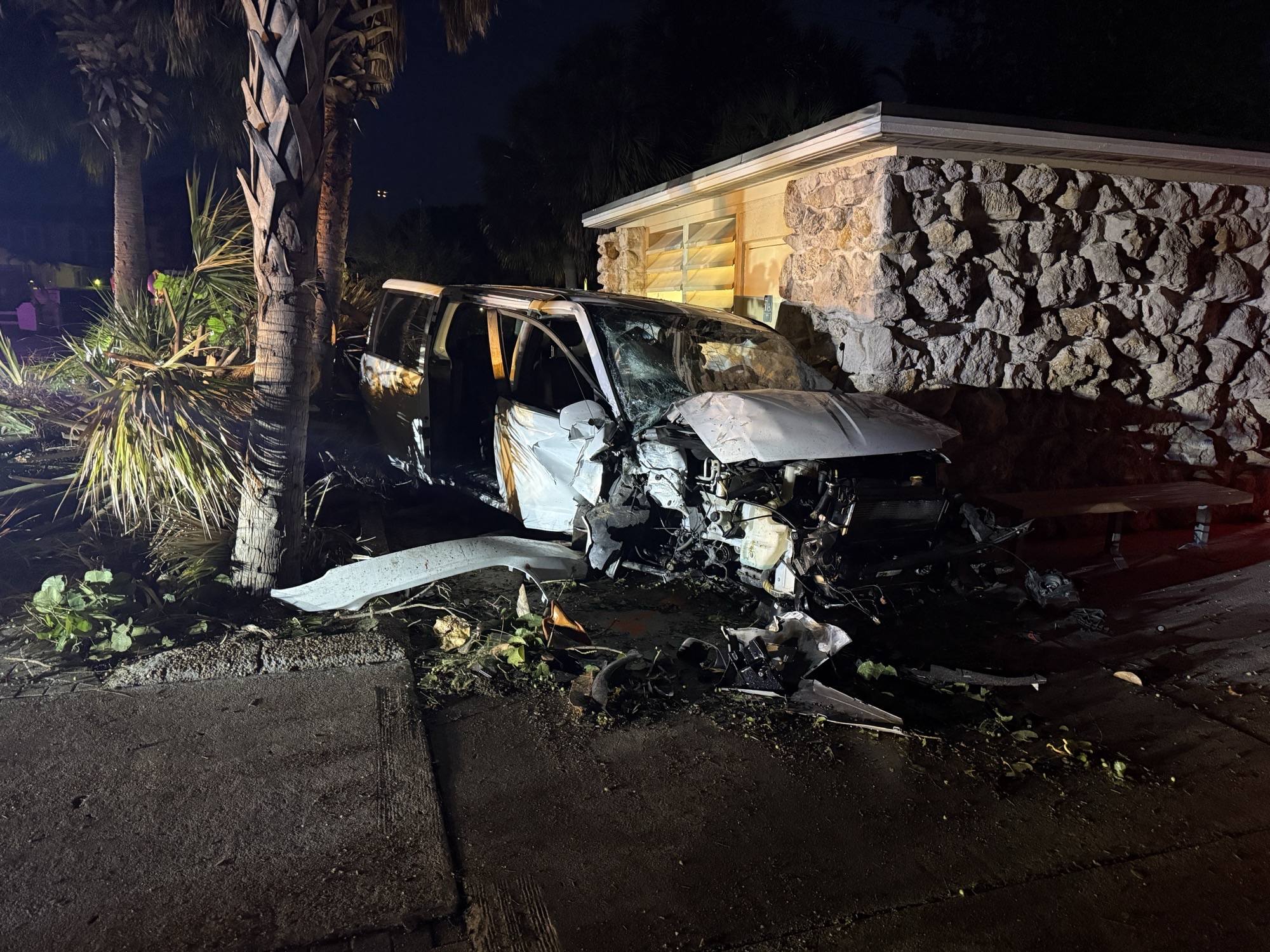 VENICE CRASH 1.jpg